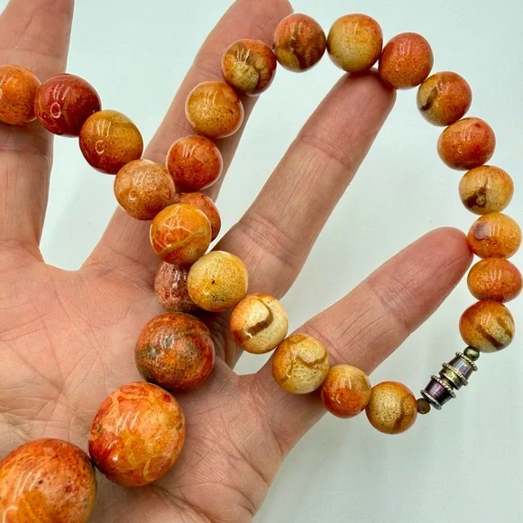 Vintage Genuine Apple Coral Graduated Bead Necklace 16” Barrel Clasp - Picture 13 of 17